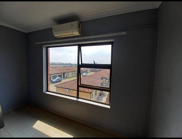 2 BEDROOM APARTMENT FOR SALE IN RICHARDS BAY CENTRAL
